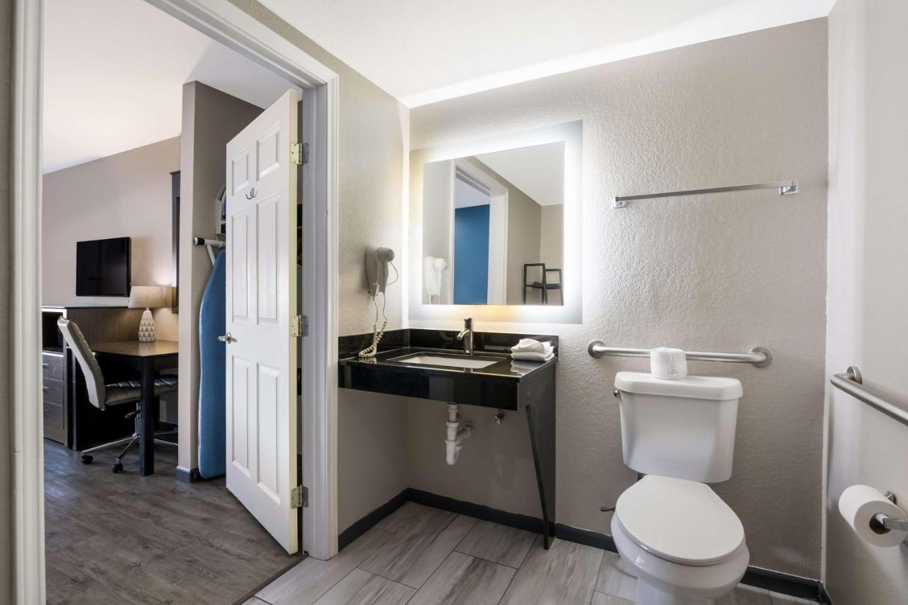 Surestay Hotel By Best Western Spring North Houston Екстер'єр фото
